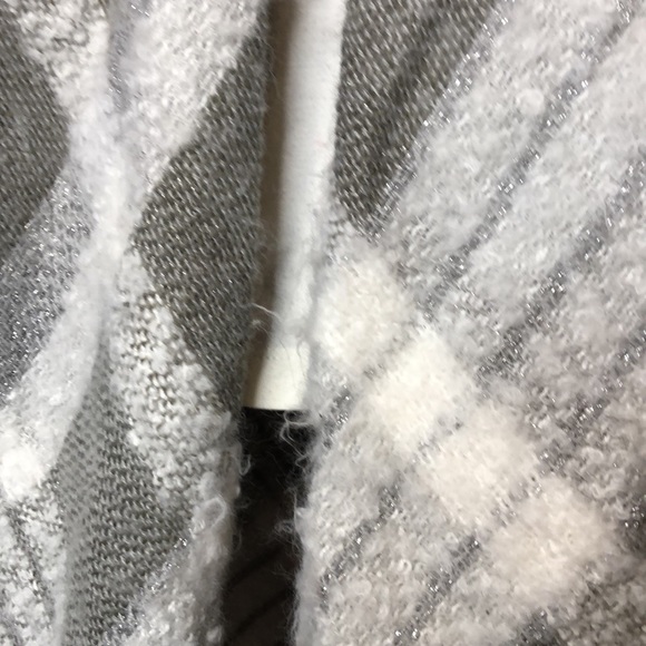 MIXIT wool-feel poncho - Picture 9 of 11